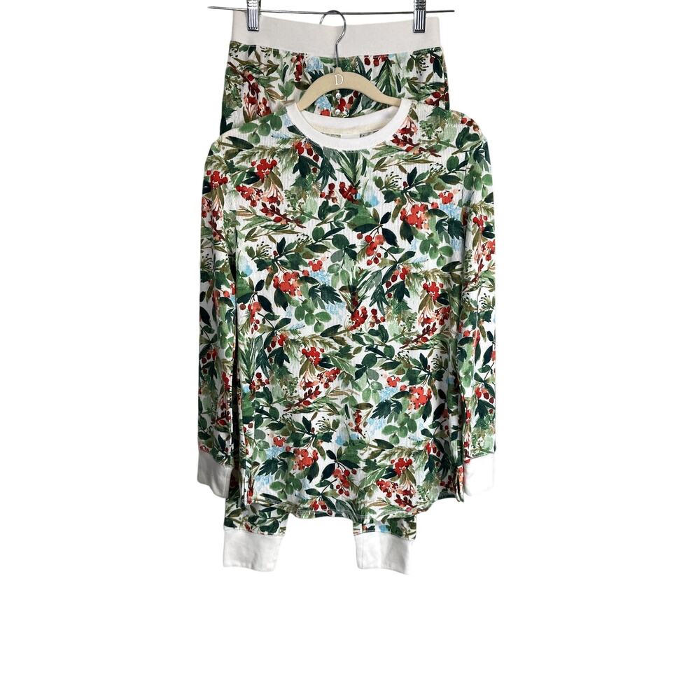 Stars Above women's thermal pajama set in white, green & red